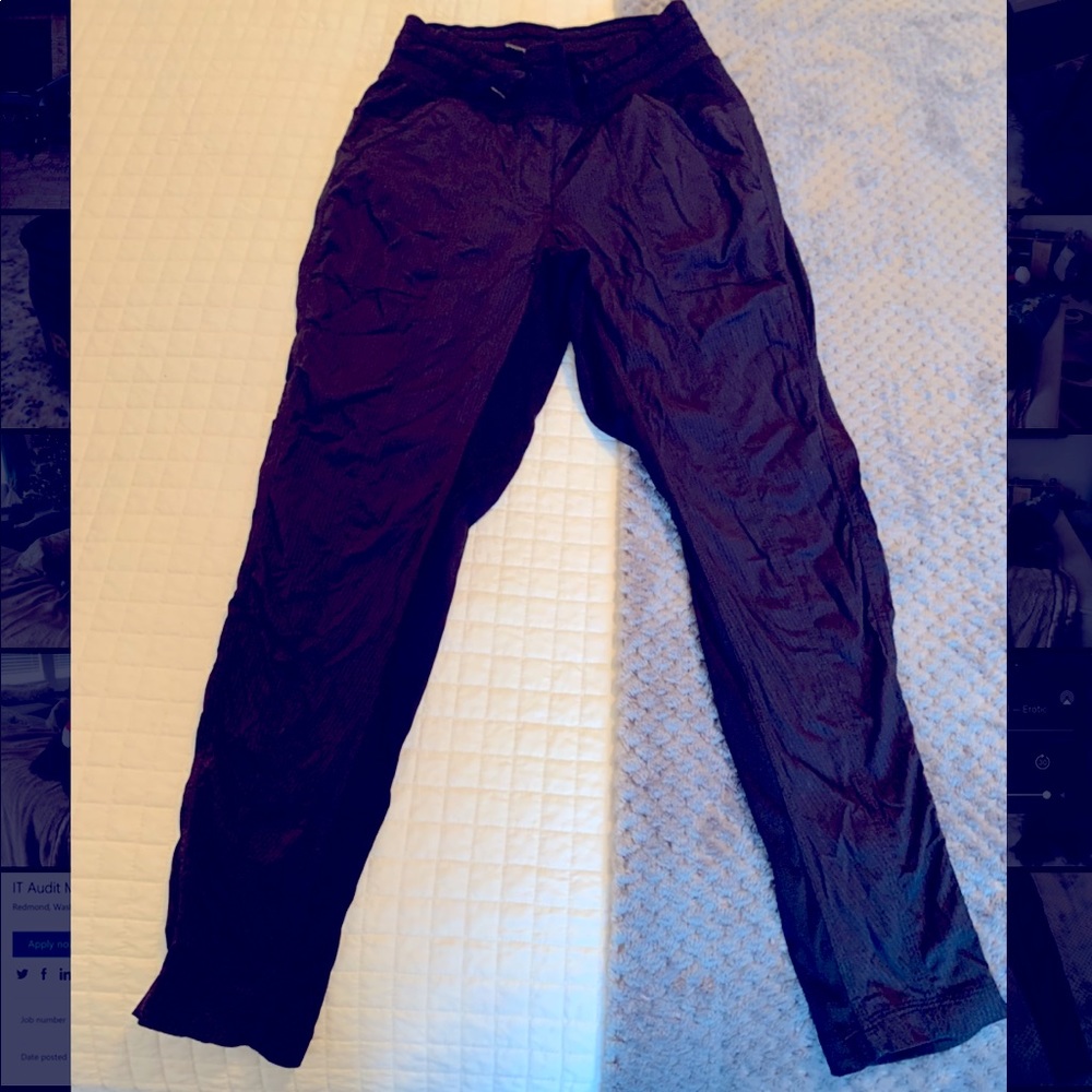 🍋Lululemon dance studio crop